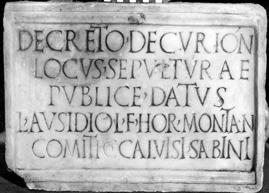 Herculaneum Tombs/tombs with marble inscriptions